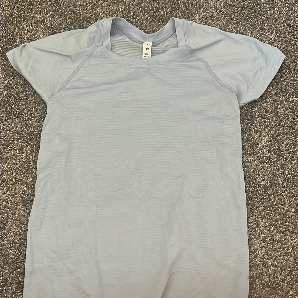 Womens light blue Lululemon Swiftly.